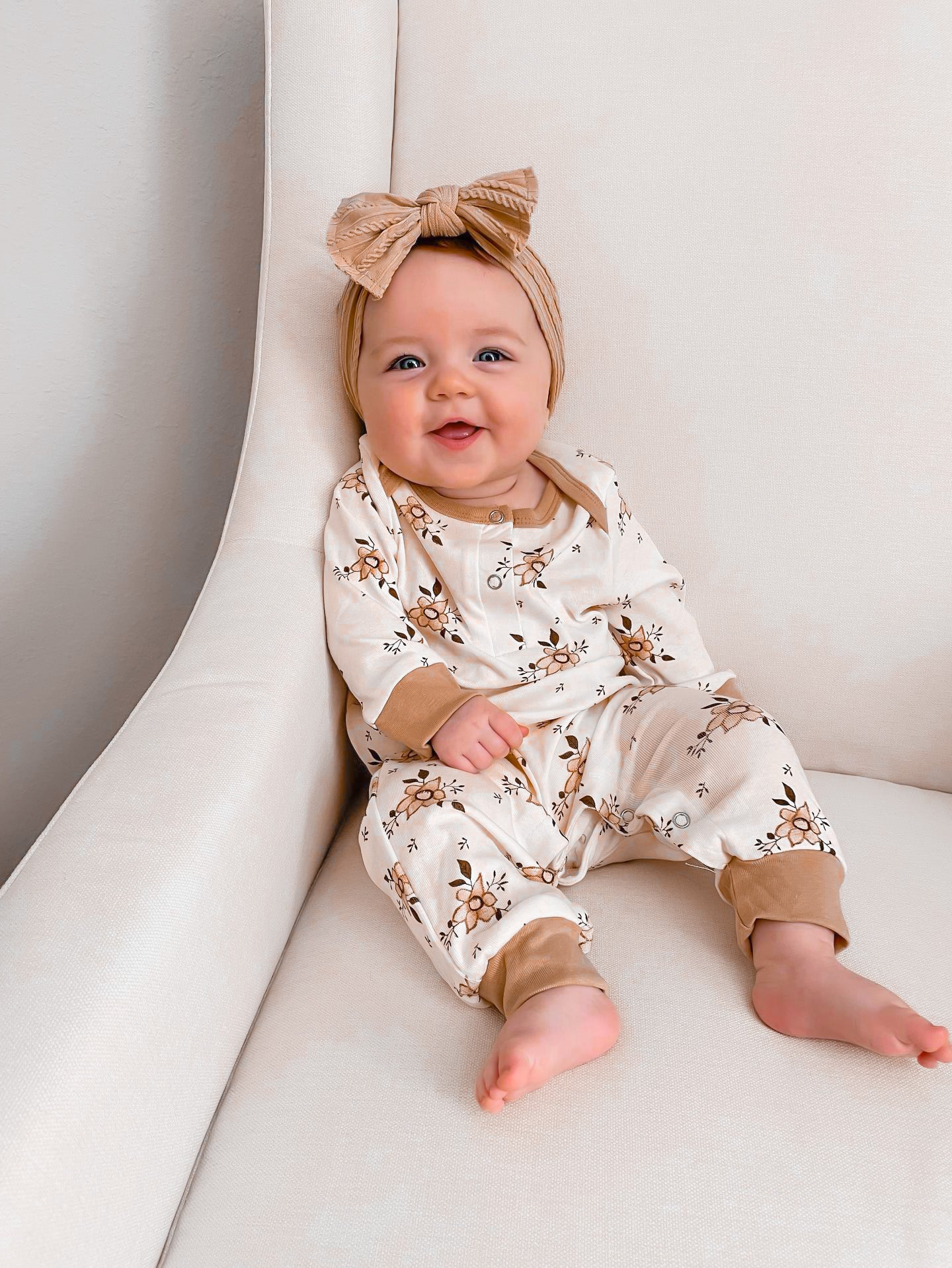 LOVELY LILY LONGSLEEVE ROMPER