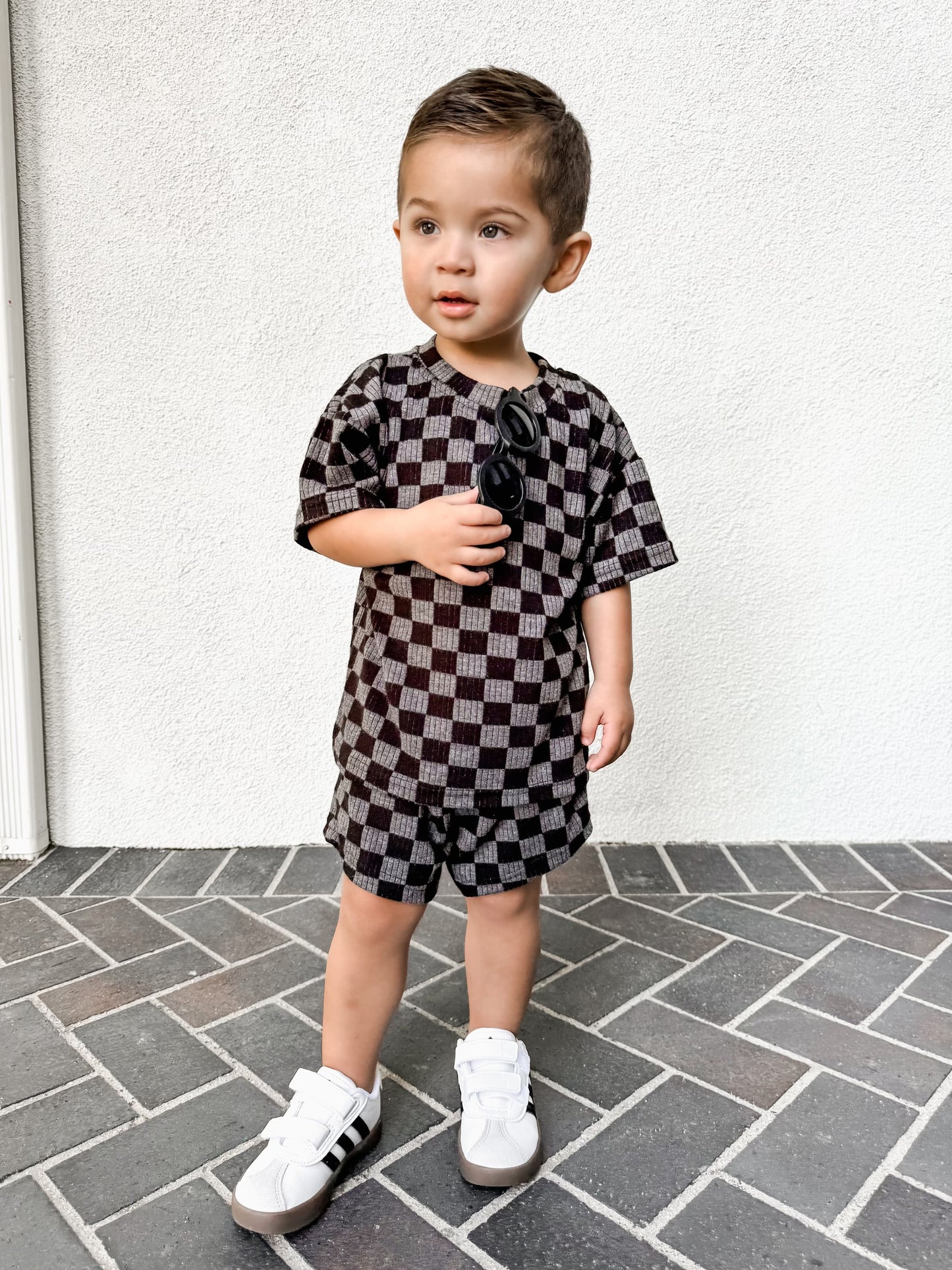 CHECKERED CHARCOAL SET