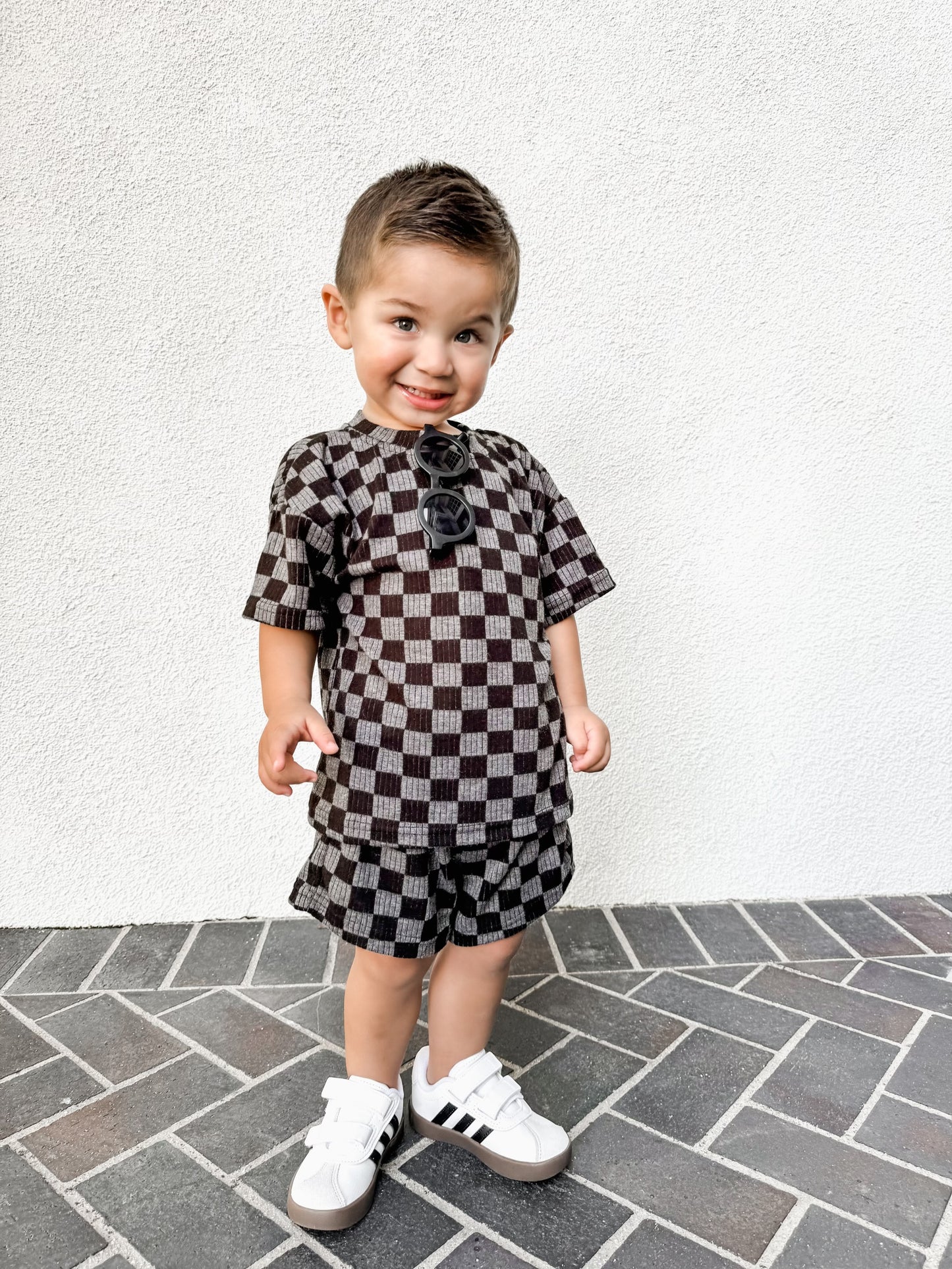 CHECKERED CHARCOAL SET