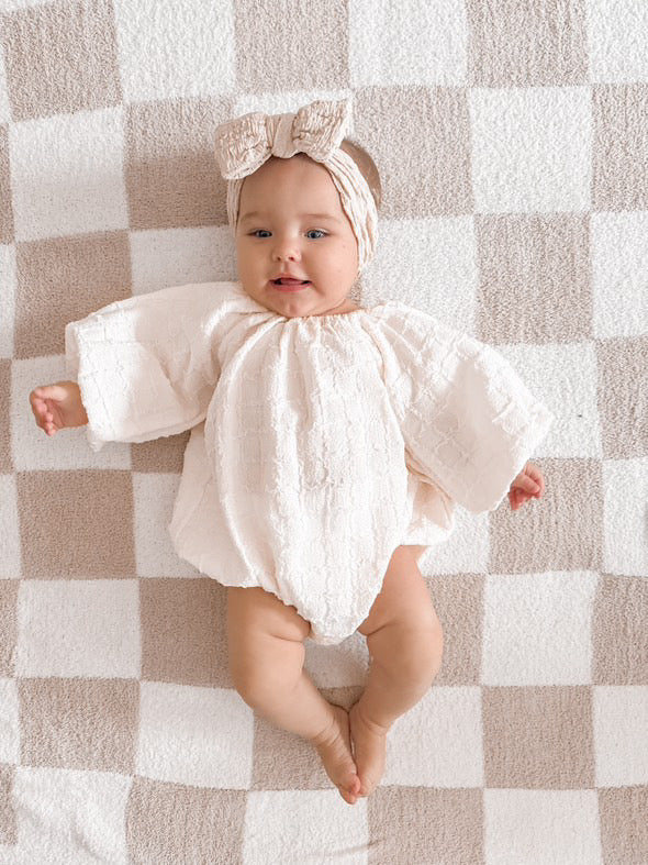 CREAM BUBBLE ROMPER