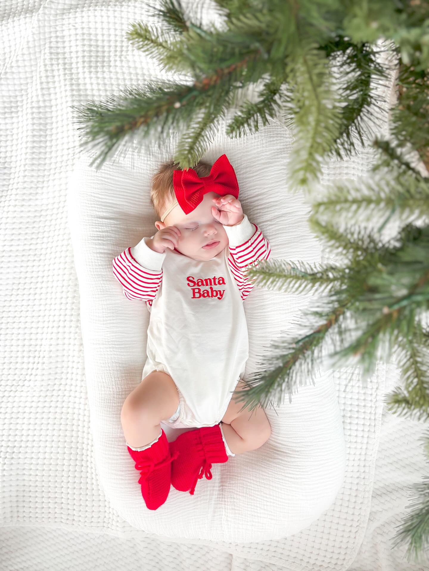 “SANTA BABY” ROMPER