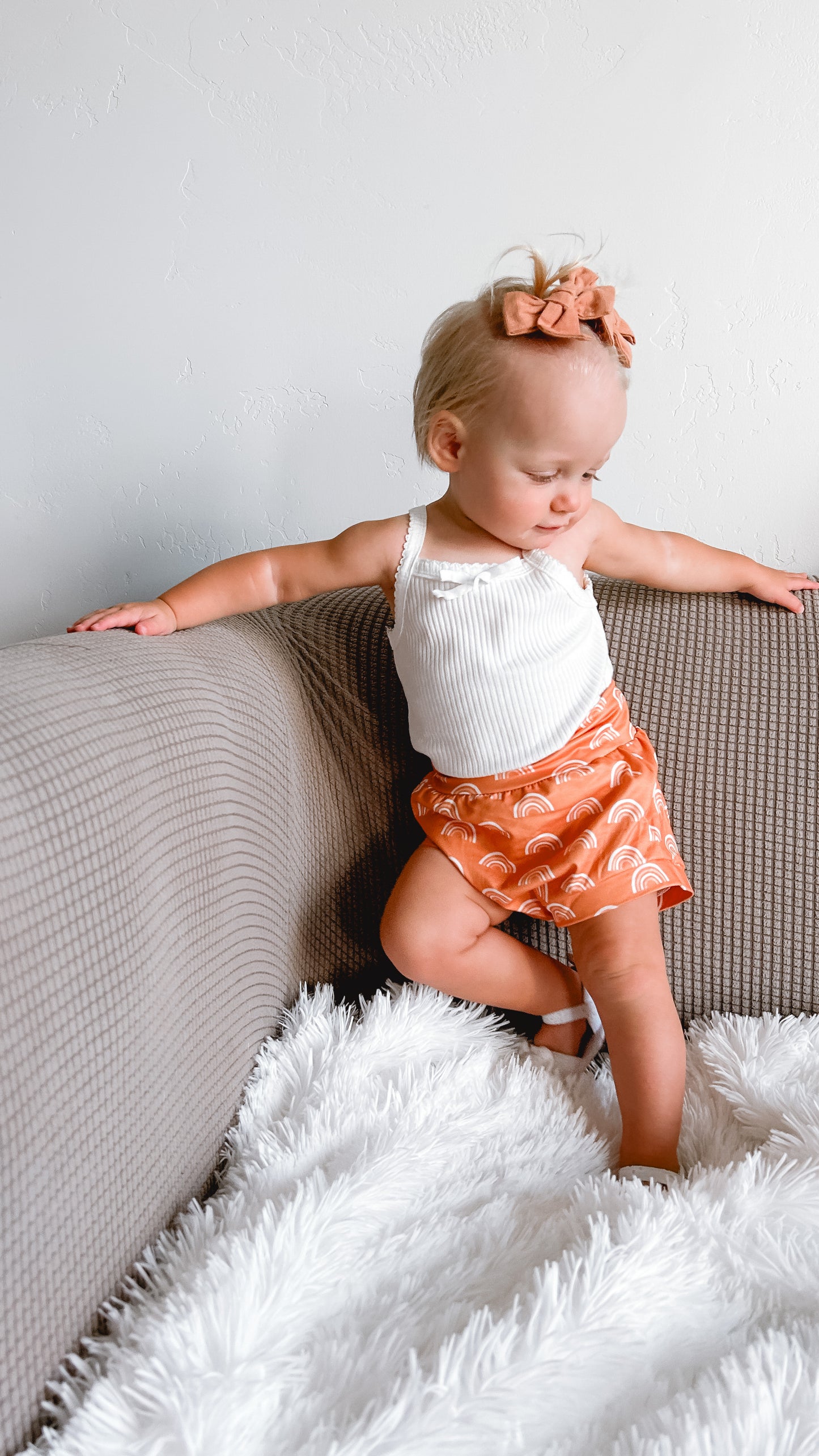 TANKTOP ONESIE AND ORANGE RAINBOW BLOOMER