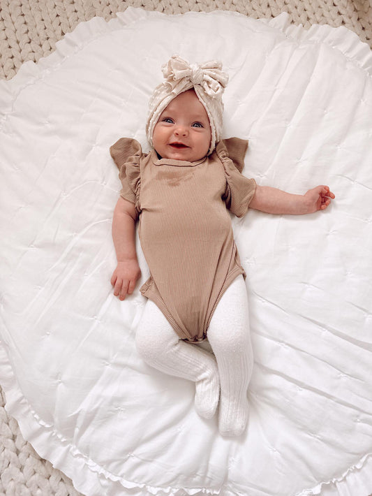 RUFFLE SLEEVED ONESIE