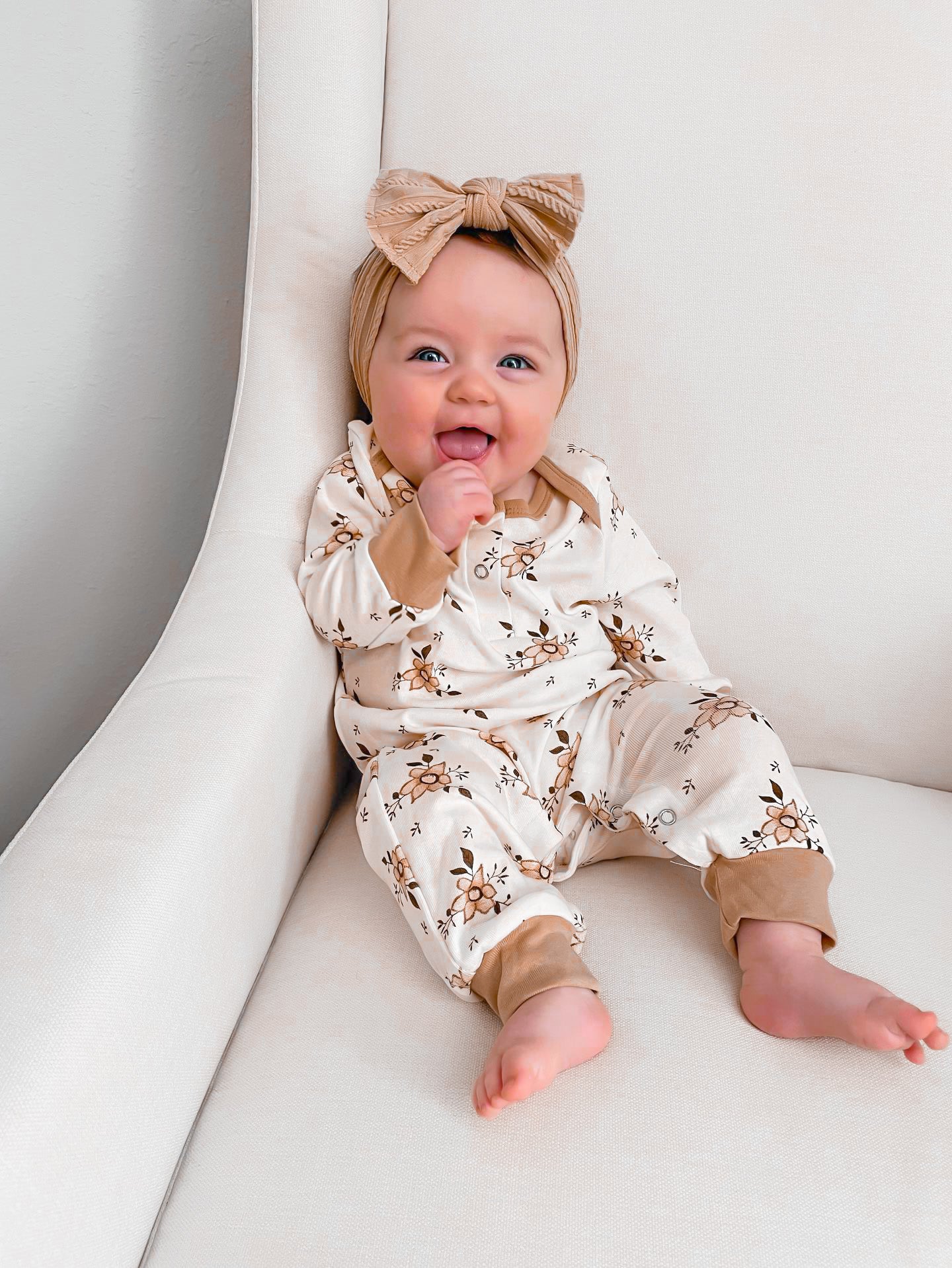 LOVELY LILY LONGSLEEVE ROMPER