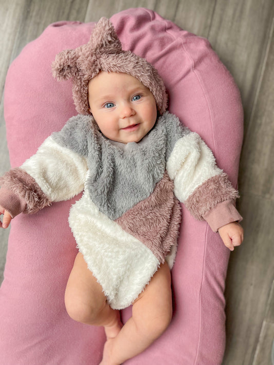 TRI-COLOR ONESIE + BOW