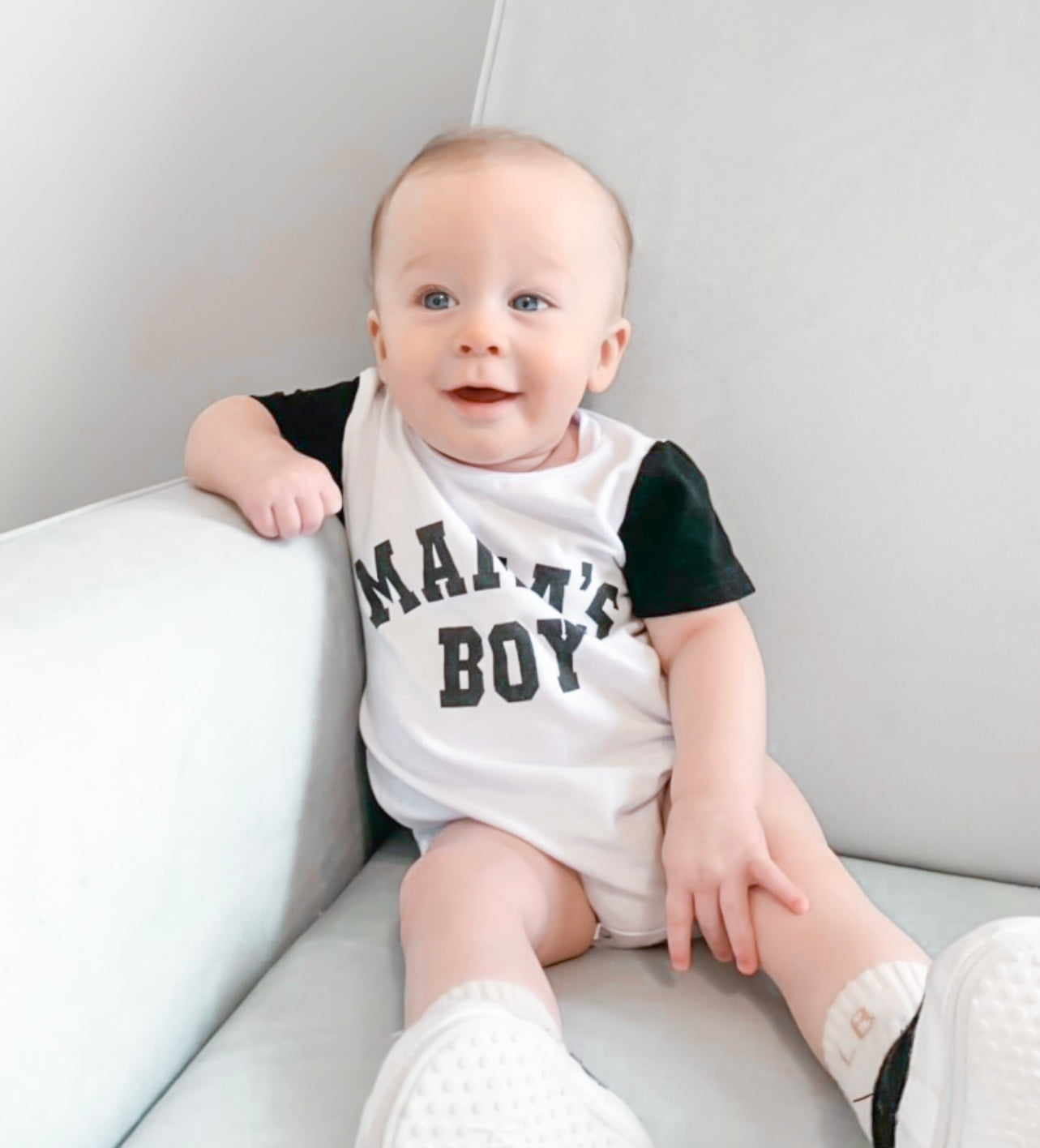 “MAMA’S BOY” TWO TONE SHORT SLEEVE ONESIE