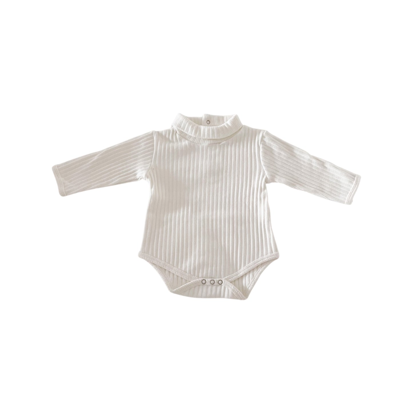 RIBBED TURTLENECK ONESIE